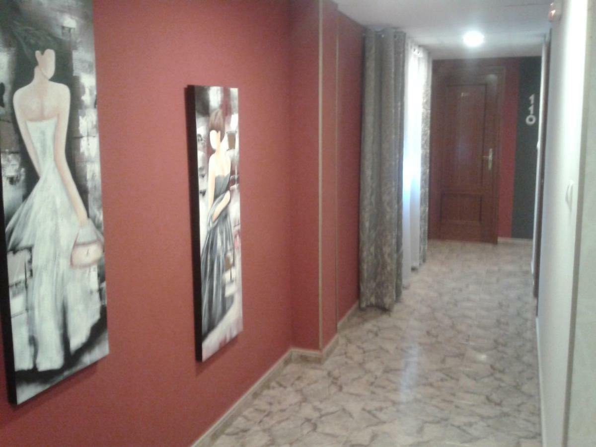 Hostal Texas 2 Fuentes de Ebro Exteriör bild